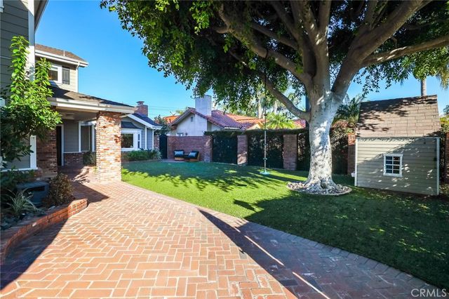 12021 Old Mill Road, Rossmoor, CA 90720