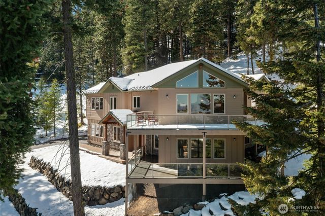 6760 Forest Ridge Drive, Wenatchee, WA 98801