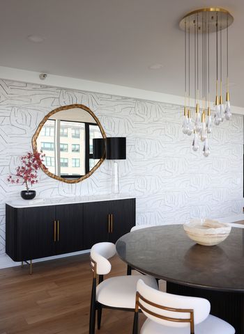 221 E Walton Place 19E, Chicago, IL 60611