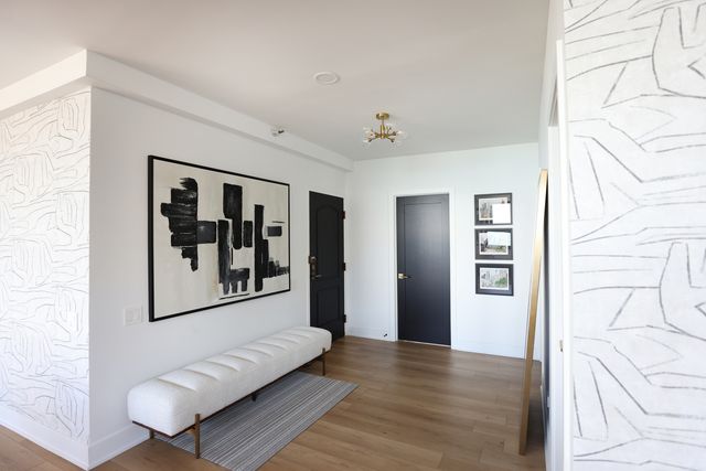 221 E Walton Place 19E, Chicago, IL 60611