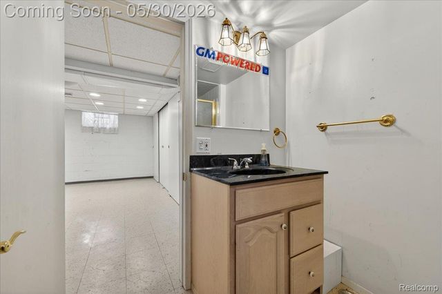 21700 Trombly Street, St. Clair Shores, MI 48080