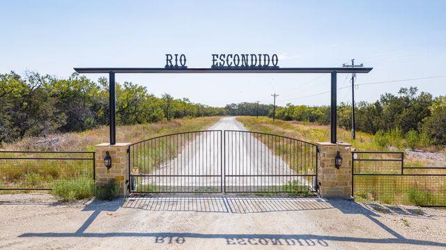 3874 County Road 421, Evant, TX 76525