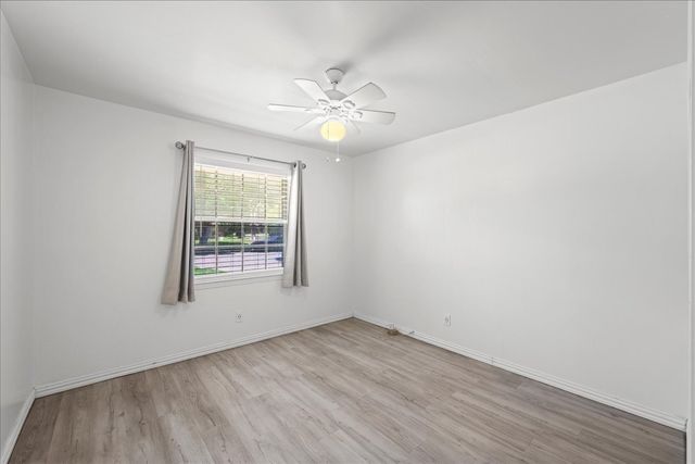 2400 Douglas Avenue, Irving, TX 75062