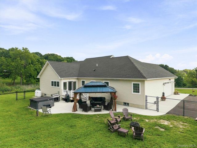 19 Firemens Lane, Newburgh, NY 12550
