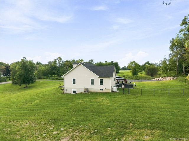 19 Firemens Lane, Newburgh, NY 12550