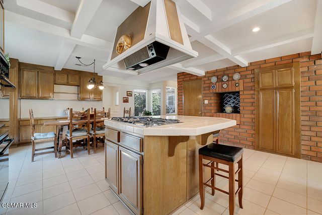 684 Triunfo Canyon Road, Westlake Village, CA 91361