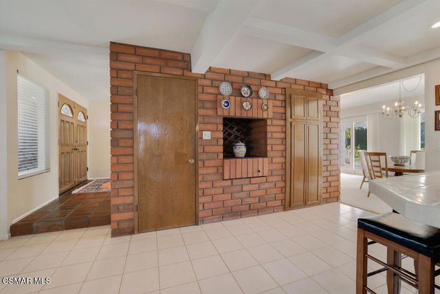 684 Triunfo Canyon Road, Westlake Village, CA 91361