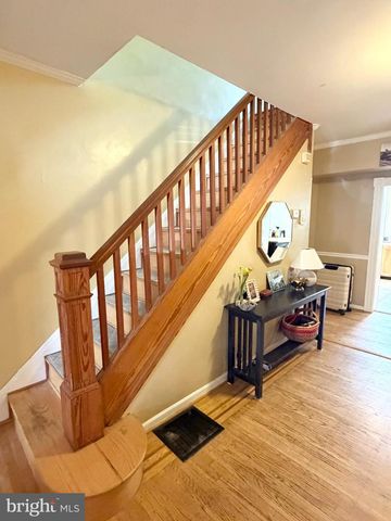 815 S DECKER AVE, Baltimore, MD 21224