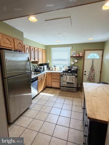 815 S DECKER AVE, Baltimore, MD 21224