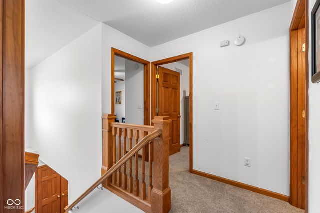 2093 Iroquois Trail, Columbus, IN 47203