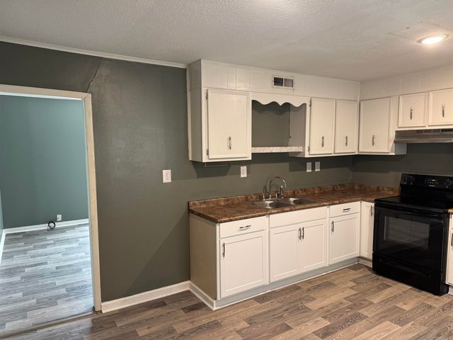 1105 Nancy St, White Hall, AR 71602