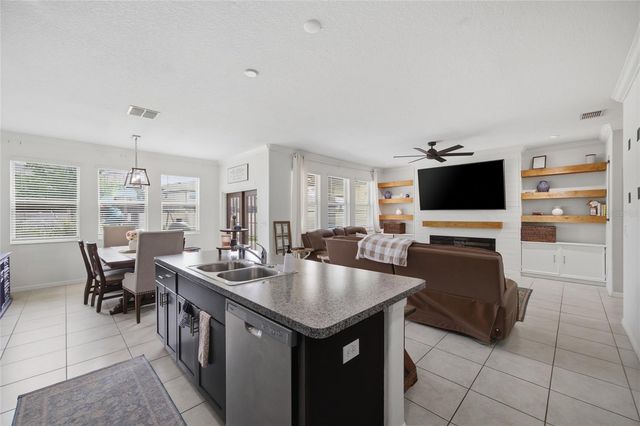 8928 FLOURISH DRIVE, Land O Lakes, FL 34637
