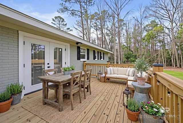 93 Crestview Avenue, Monroeville, AL 36460