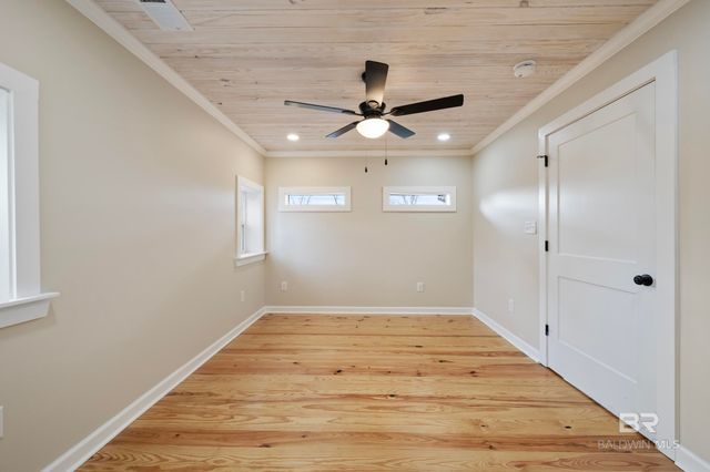 93 Crestview Avenue, Monroeville, AL 36460