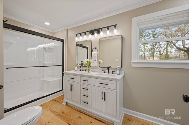 93 Crestview Avenue, Monroeville, AL 36460