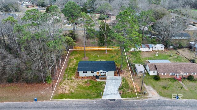 93 Crestview Avenue, Monroeville, AL 36460