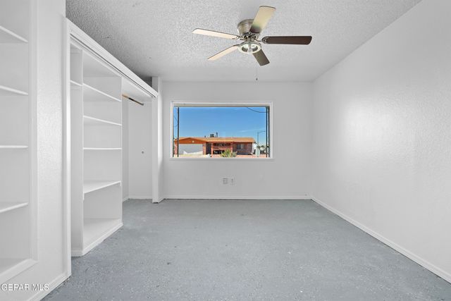 1578 DALE DOUGLAS Drive E, El Paso, TX 79936