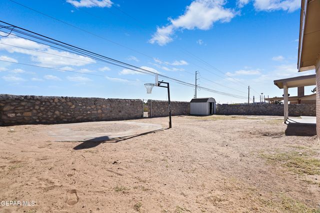 1578 DALE DOUGLAS Drive E, El Paso, TX 79936