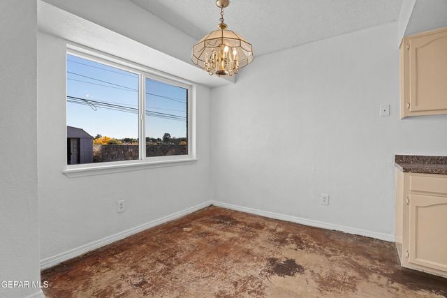 1578 DALE DOUGLAS Drive E, El Paso, TX 79936