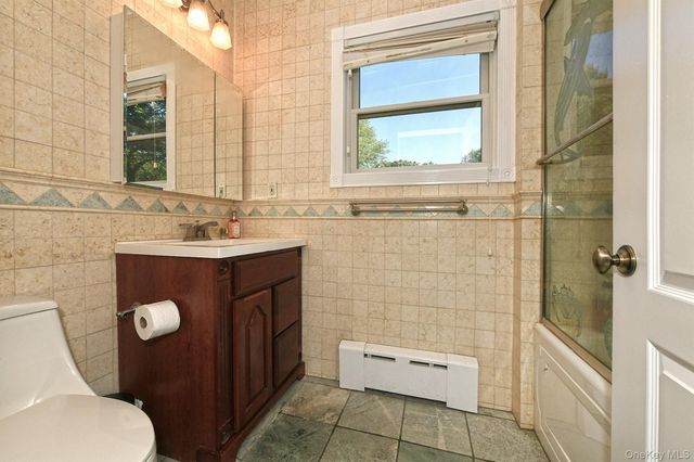 19 Sparrow Lane, Huntington, NY 11743