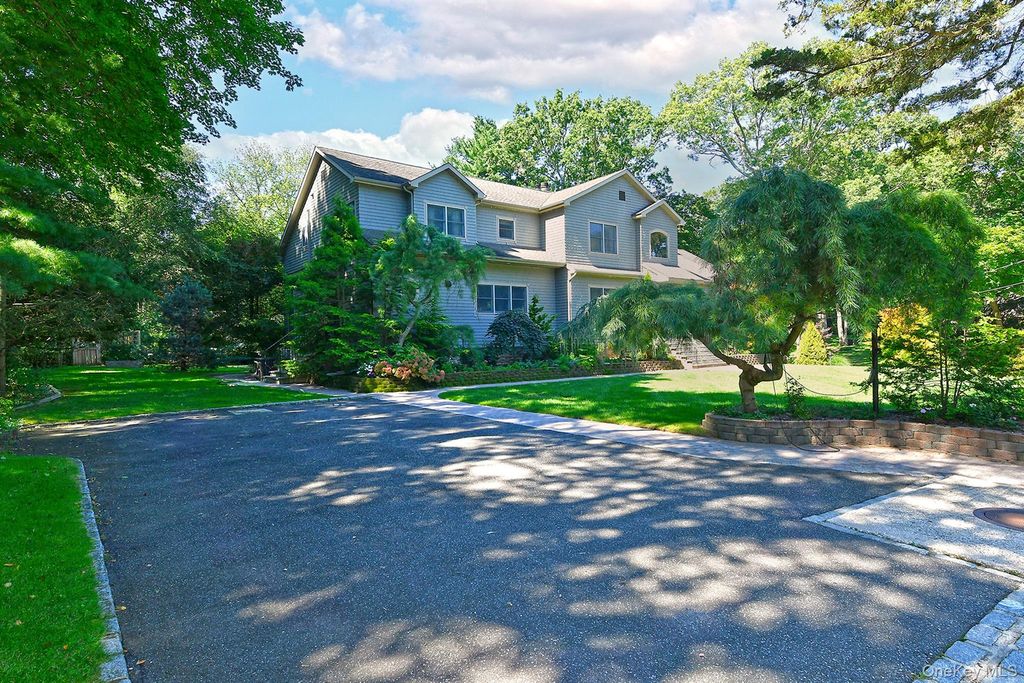 19 Sparrow Lane, Huntington, NY 11743 — photo 3