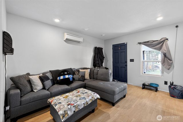 4841 S Sheridan Avenue, Tacoma, WA 98408