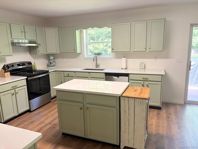 44 Ramblewood Drive, Newburgh, NY 12550