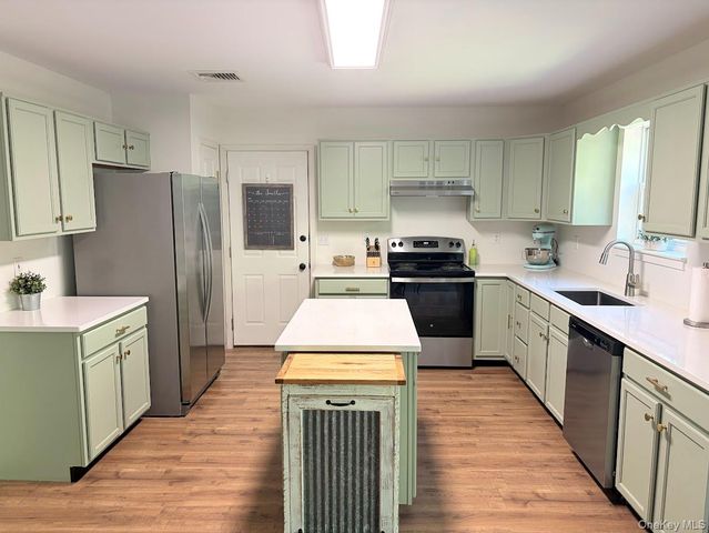 44 Ramblewood Drive, Newburgh, NY 12550