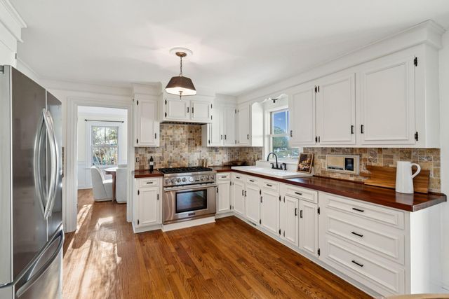 980 Fort Sumter Drive, Charleston, SC 29412