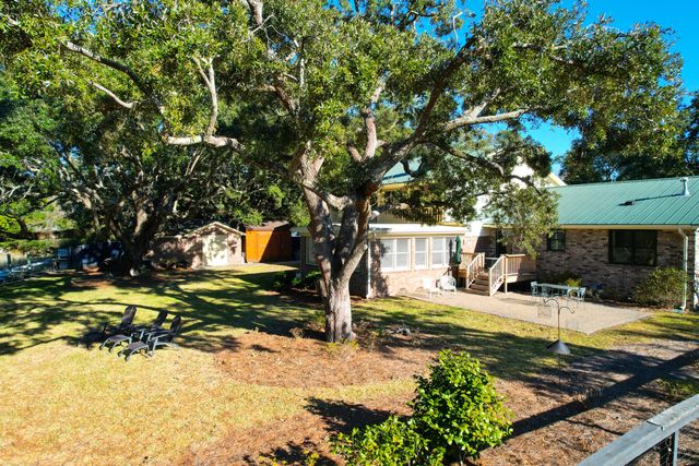 980 Fort Sumter Drive, Charleston, SC 29412