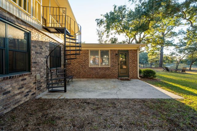 980 Fort Sumter Drive, Charleston, SC 29412