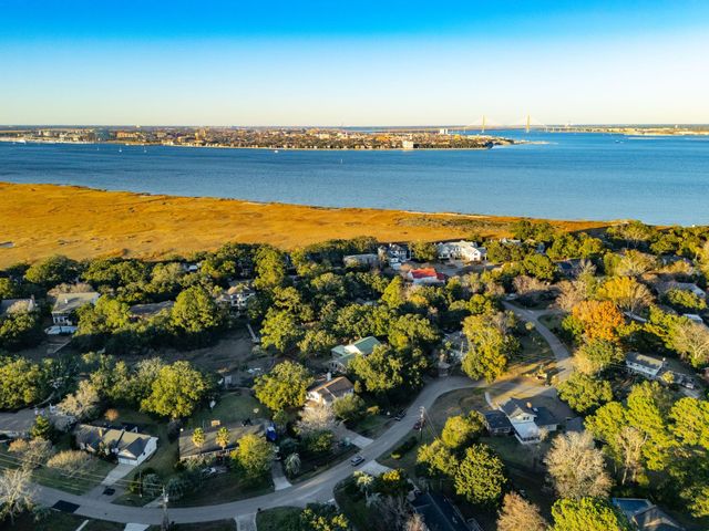 980 Fort Sumter Drive, Charleston, SC 29412