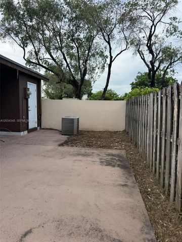 11405 SW 122nd Ct, Miami, FL 33186