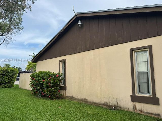11405 SW 122nd Ct, Miami, FL 33186