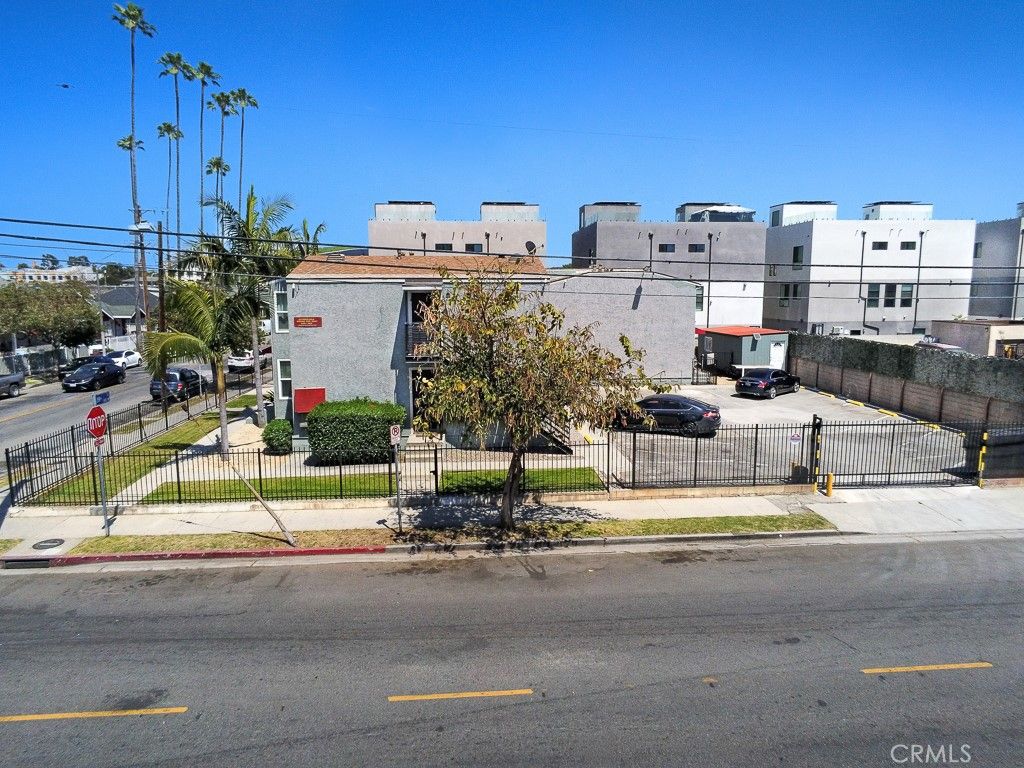 1134 W 39th, Los Angeles, CA 90037 — photo 4