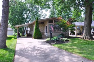 172 27th Street NW, Barberton, OH 44203