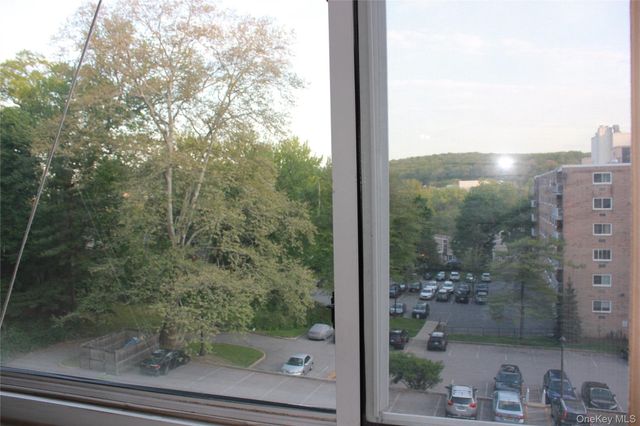 410 Benedict Avenue 4J, Tarrytown, NY 10591