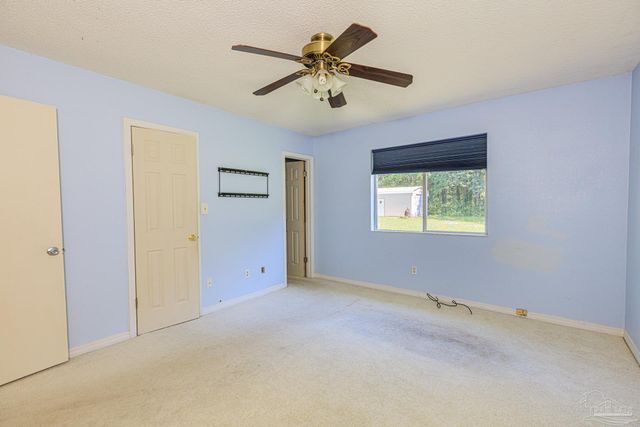 9825 Ginko Dr, Pensacola, FL 32506
