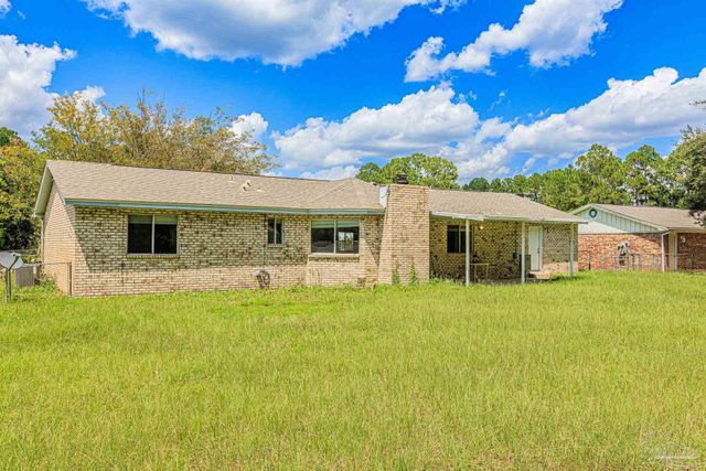9825 Ginko Dr, Pensacola, FL 32506