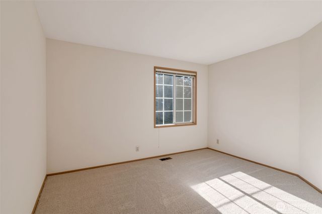 25746 SE 39th Street, Sammamish, WA 98029