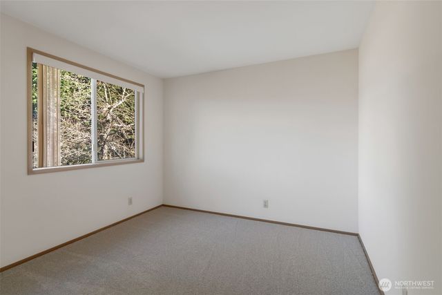 25746 SE 39th Street, Sammamish, WA 98029