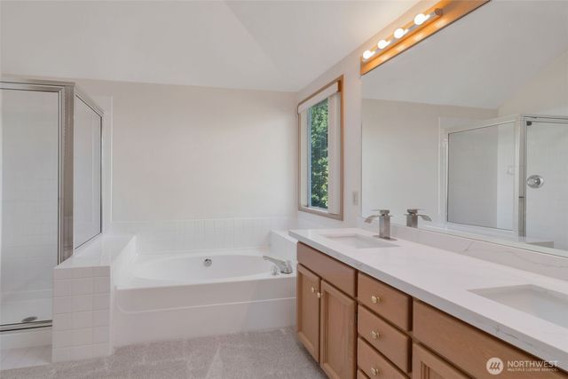 25746 SE 39th Street, Sammamish, WA 98029