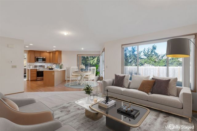 25746 SE 39th Street, Sammamish, WA 98029