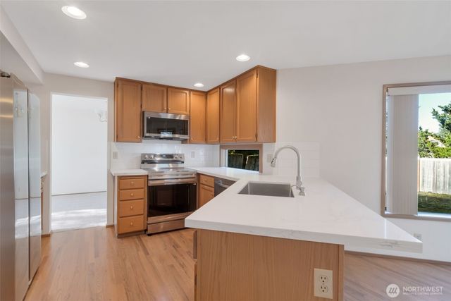 25746 SE 39th Street, Sammamish, WA 98029