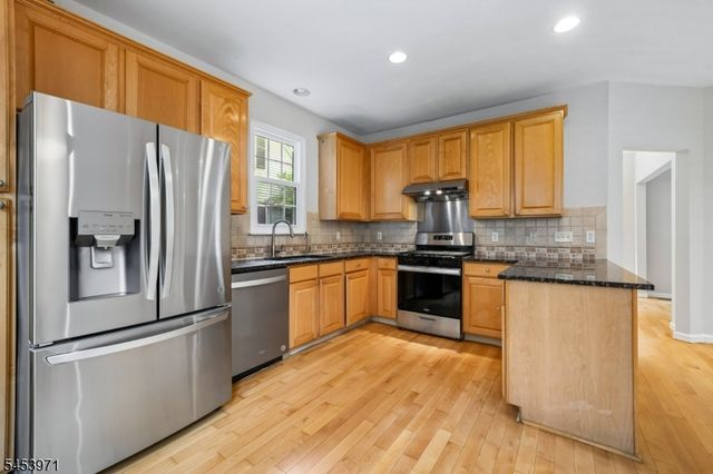 4 Revere Dr, Bernards Twp., NJ 07920