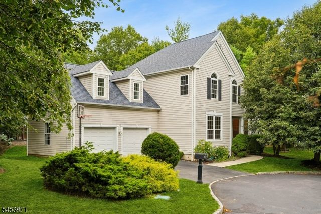 4 Revere Dr, Bernards Twp., NJ 07920