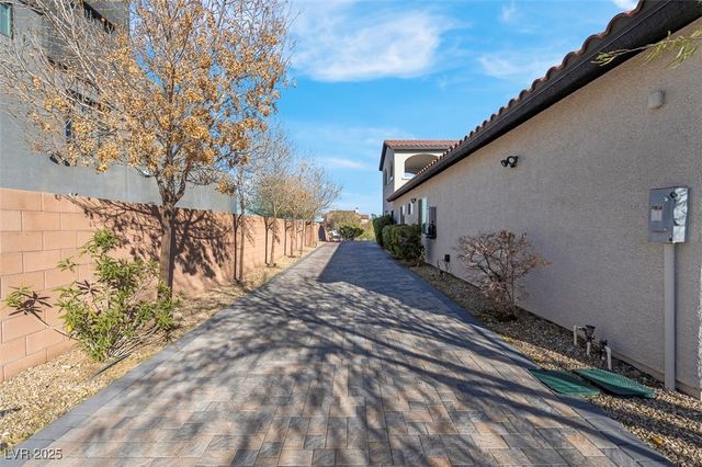 4725 North Jensen Street, Las Vegas, NV 89129