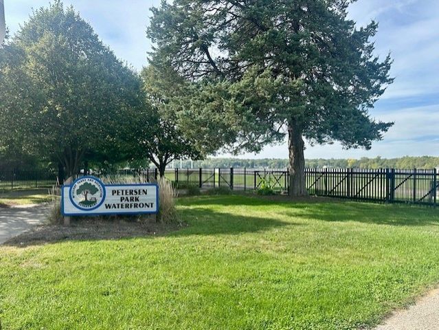 3811 W Orleans Street, Mchenry, IL 60050