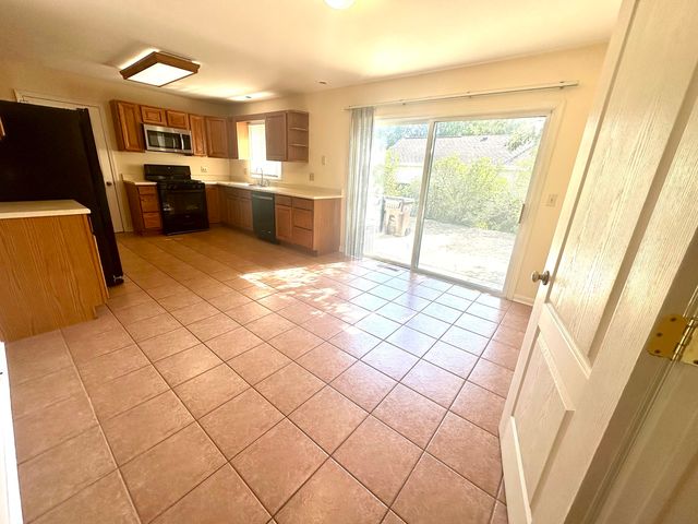 3811 W Orleans Street, Mchenry, IL 60050