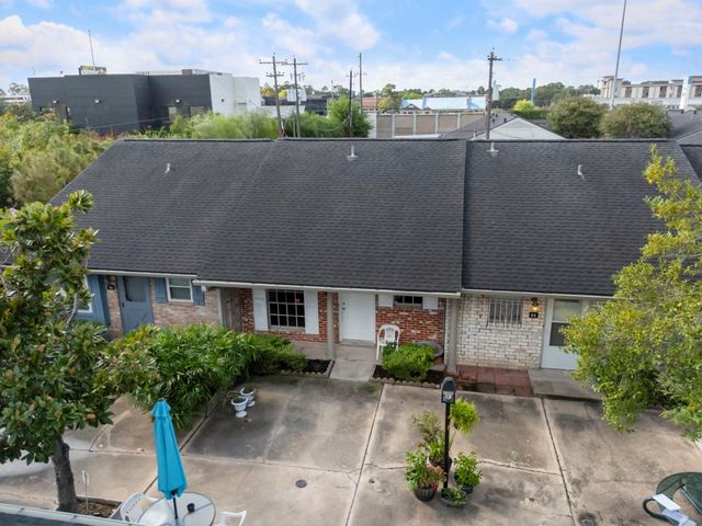 1016 E Tri Oaks Ln Unit 45 Lane 45, Houston, TX 77043